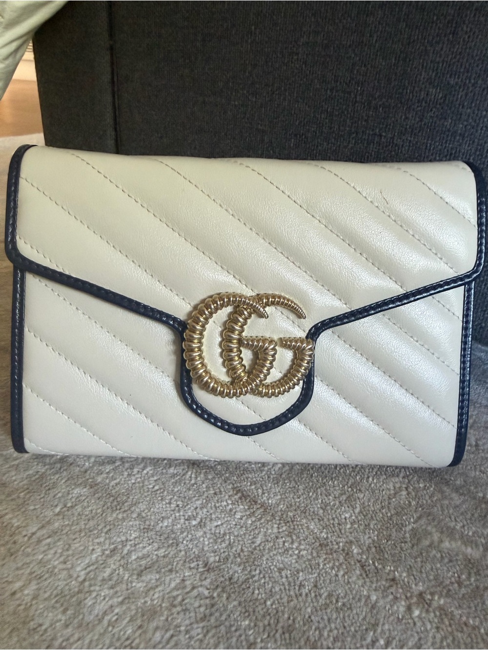 Gucci Cream Quilted Leather Shoulder Wallet with Navy Trim and Gold GG